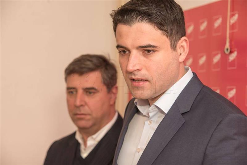 SDP chief: First dismissal of Barisic, then discussion on Croatia's past