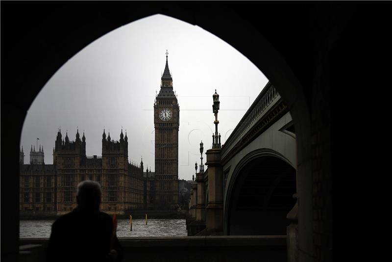 Britanski parlament danas glasa o Brexitu