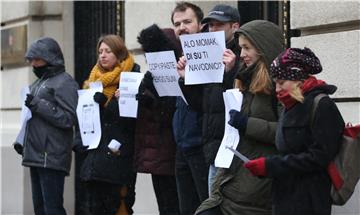 GOOD inicijativa saborskim zastupnicima dijelila šalabahtere