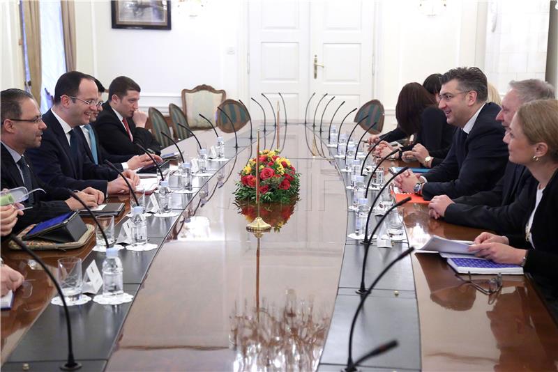 Croatian Prime Minsiter Plenkovic meets Albanian Foreign Minister Bushati