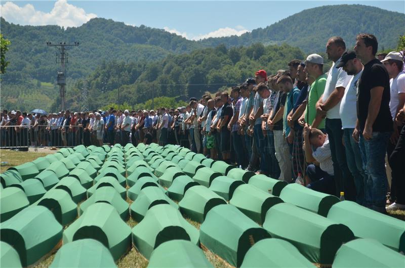 Exhibition on int. community's failure to prevent Srebrenica atrocities staged