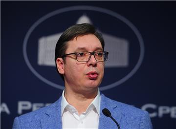 Vučić bi mogao pobjediti u prvom krugu ako se kandidira za predsjednika - istraživanje