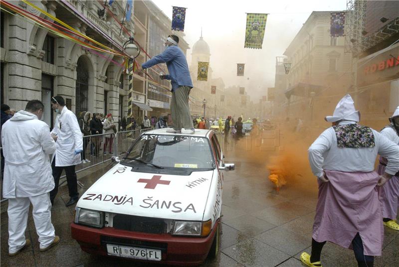 Maškarani auto reli Pariz-Bakar