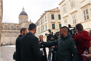 Srđ je naš i Zelena akcija pozvali župana Dobroslavića da izbriše projekt golfa na Srđu iz prostornih planova