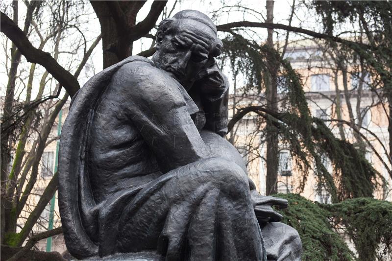 Monument to Croatian scientist Rudjer Boskovic unveiled in Milan