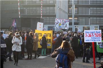 Europski parlament ratificirao sporazum CETA