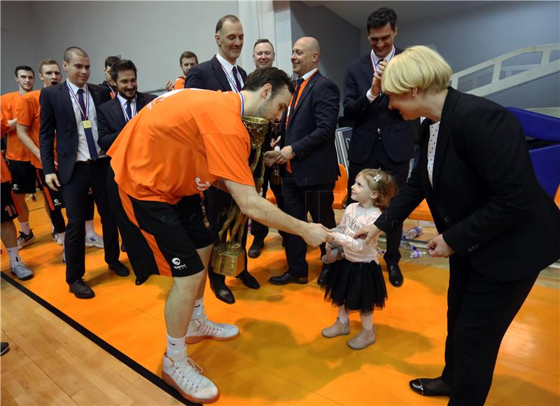 Cedevita četvrti put zaredom osvojila Kup "Krešimir Ćosić"