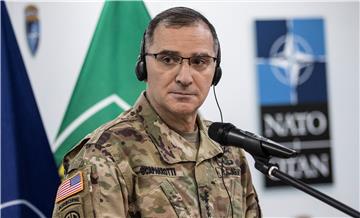 KOSOVO NATO SACEUR VISIT