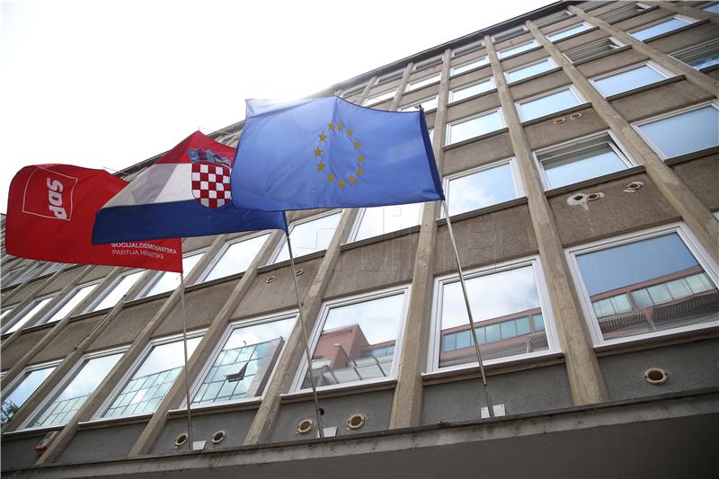 SDP urges gov't to put situation in Bosnia on EU and NATO agendas