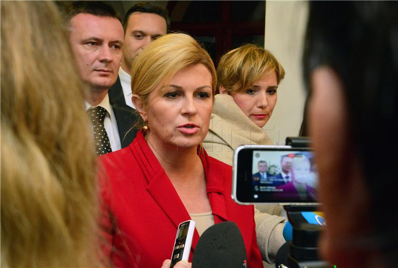 Predsjednica Graba-Kitarović u Slavonskom Brodu