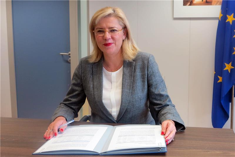 Cretu says Croatia must accelerate absorption of European funds