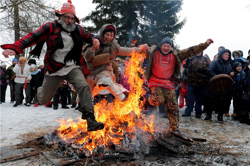 RUSSIA MASLENITSA TRADITION