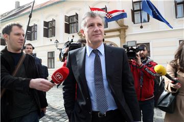 Premijer Plenković primio čelnike Hrvatskog nogometnog saveza