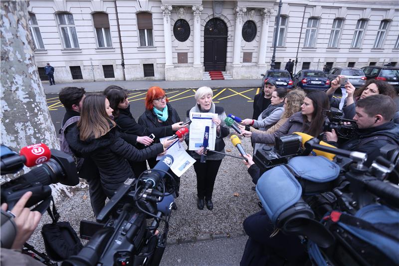 Konferencija za medije Platforme 112 i CROSOL