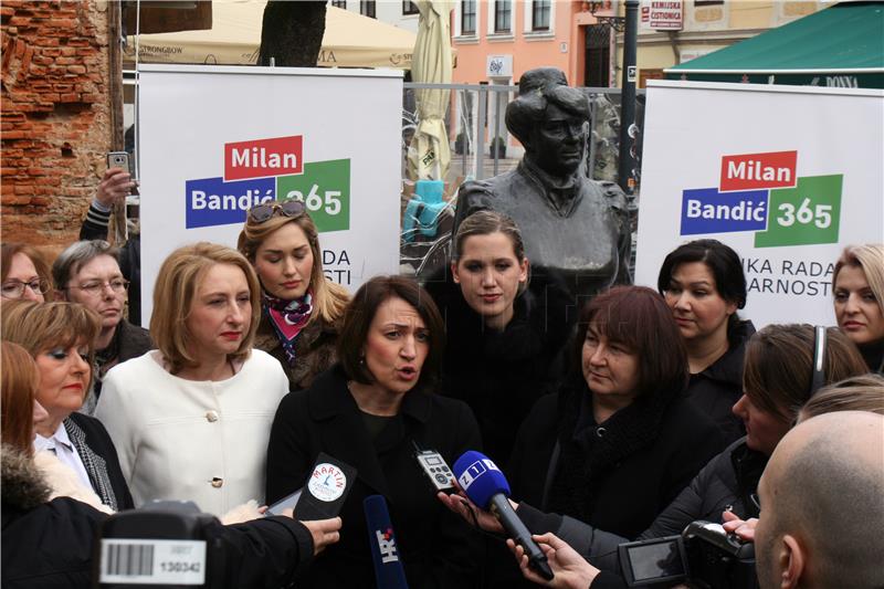 Stranka Bandić Milan 365 / Konferencija za novinare o položaju žena u hrvatskom političkom životu