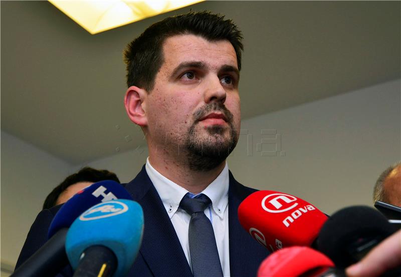 Čikotić: Ministarstvo će analizirati sve varijante energetskog projekta Kosinj-Senj