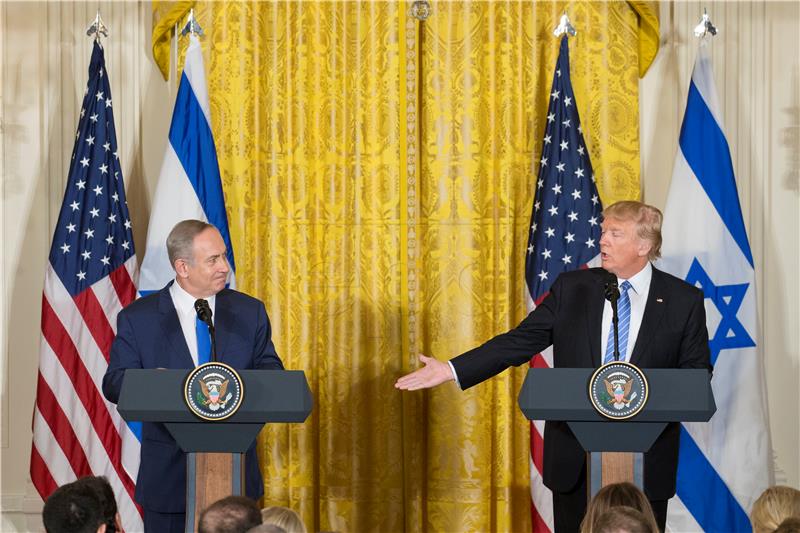 Trumpov poziv omeo policiju dok je ispitivala Netanyahua