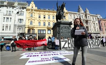 Prosvjed na Trgu povodom Međunarodnog dana žena "Žene protiv bijede"