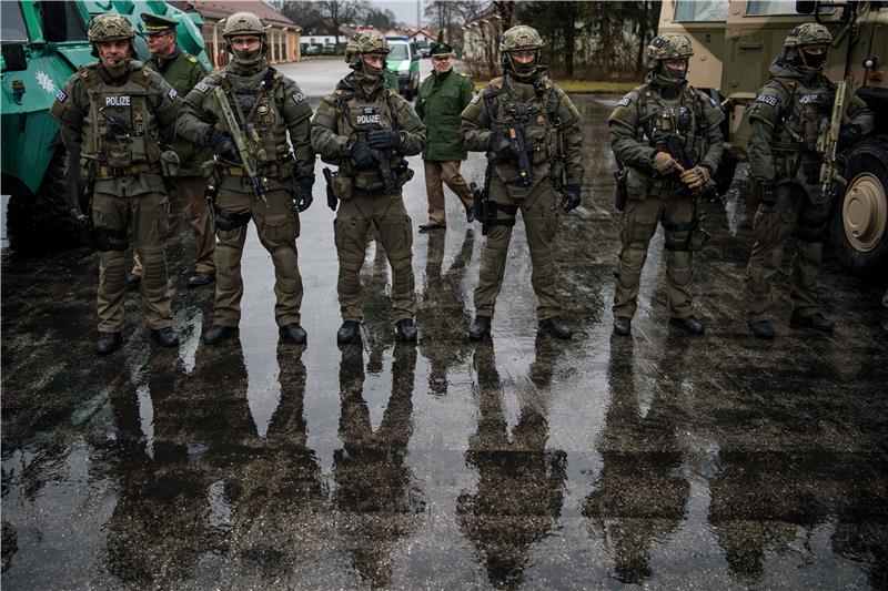 GERMANY ARMY POLICE ANTI TERROR EXERCISE