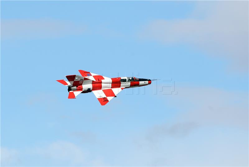 Vojni zrakoplov Mig 21