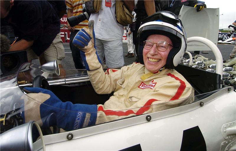 Umro John Surtees