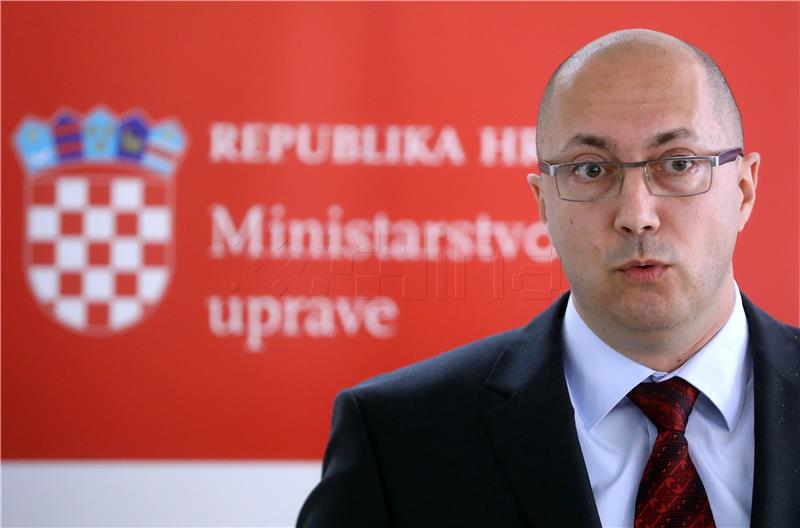 Konferencija za medije ministra Kovačića