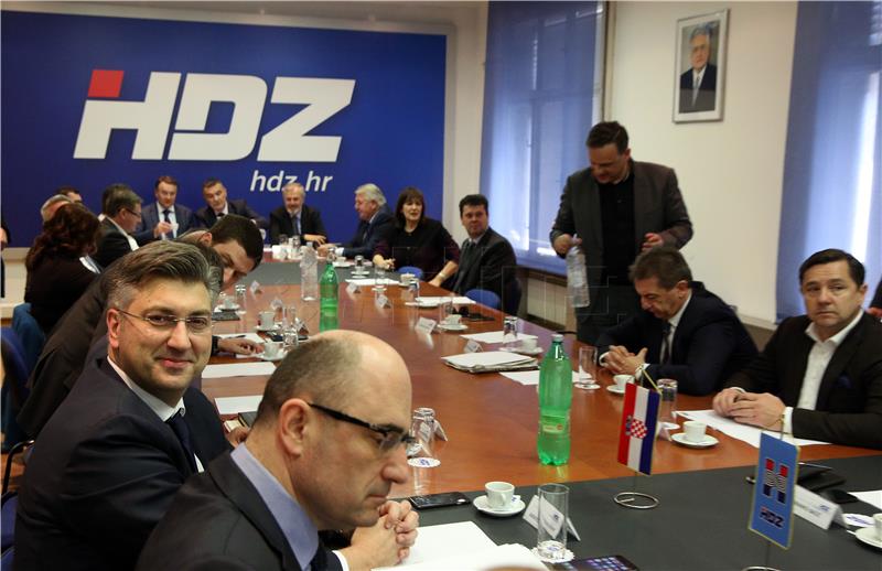 Plenkovic confident HDZ will win local election