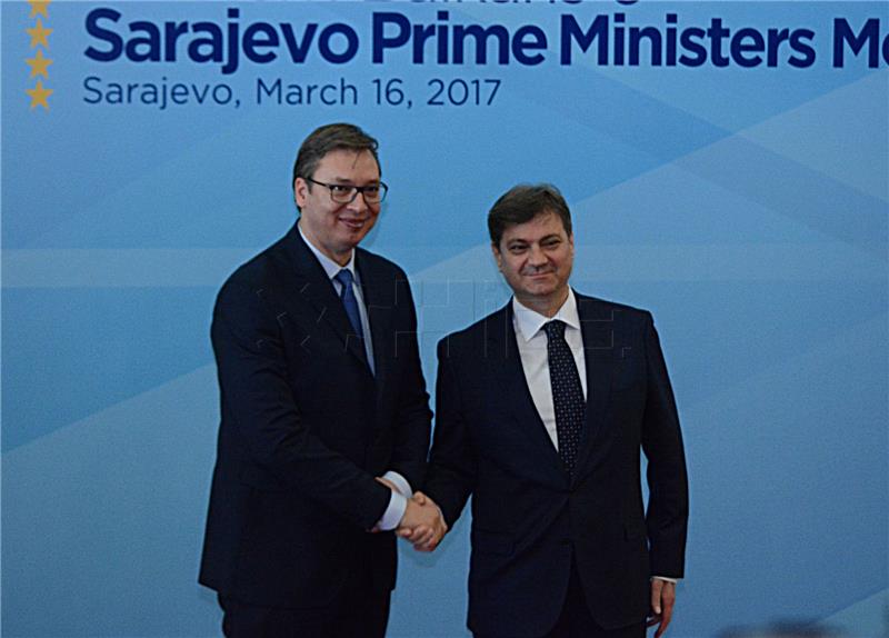 Vučiću natpolovična prednost na predsjedničkim izborima - istraživanje