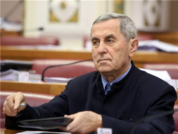 Priest and former MP Ivan Grubisic dies