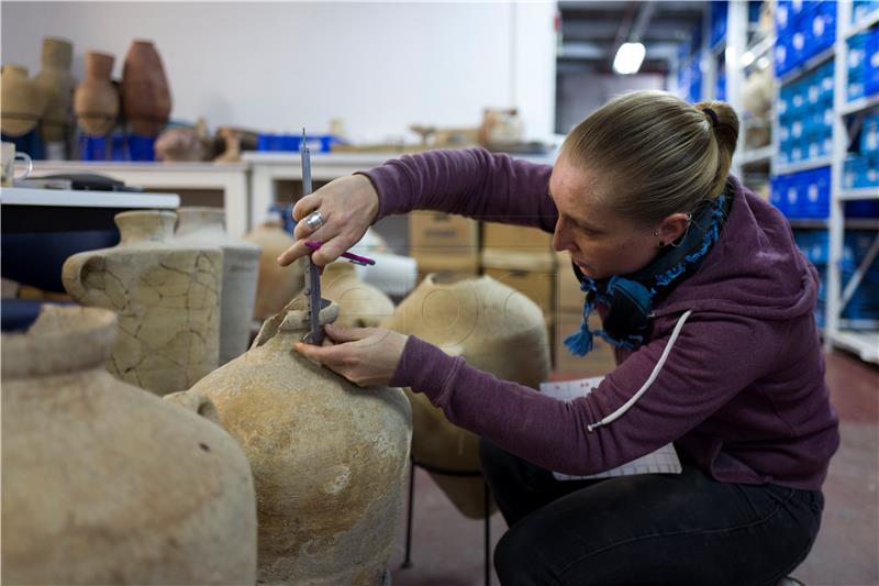 ISRAEL ARCHEOLOGY