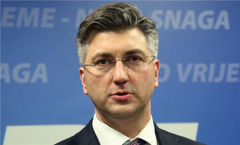 Premijer Plenković izrazio sućut u povodu smrti don Grubišića