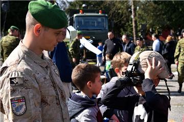 Dani otvorenih vrata u vojarni 5. Gardijske brigade