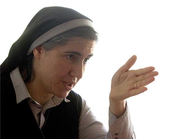 Europe's most radical nun to guest at Zagreb's Philosophical Theatre