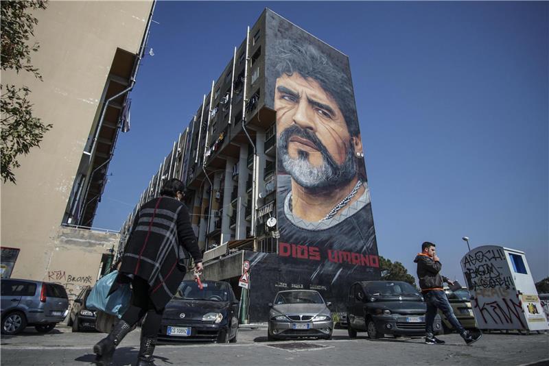 ITALY STREET ART MARADONA