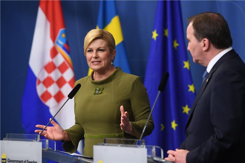 Grabar-Kitarović i Lofven upozoravaju na zabrinjavajuće stanje u JI Europi