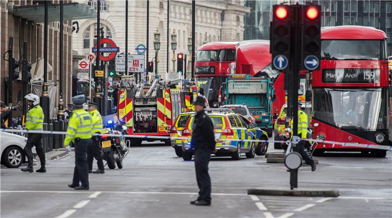 BRITAIN LONDON SHOTS FIRED NEAR PARLIAMENT