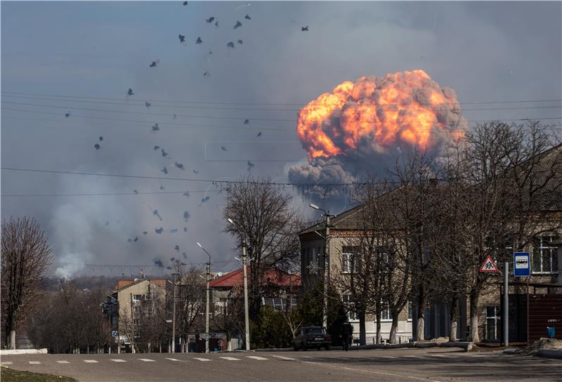 UKRAINE FIRE AMMUNITION DEPOT