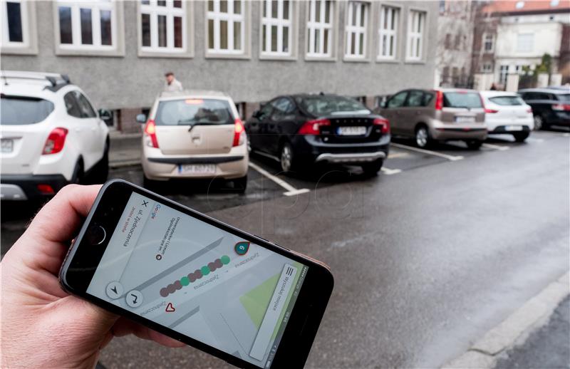 POLAND TECHOLOGY PARKING APP