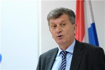 Kujundžić: Izjava o svećenicima i liječnicima izvađena iz konteksta