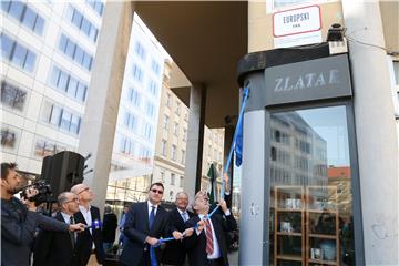 Svečana ceremonija postavljanja ploče s nazivom Europski trg