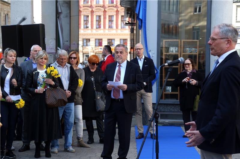 Svečana ceremonija postavljanja ploče s nazivom Europski trg