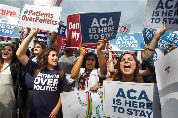 Trump uvjerava Amerikance da će Obamacare propasti