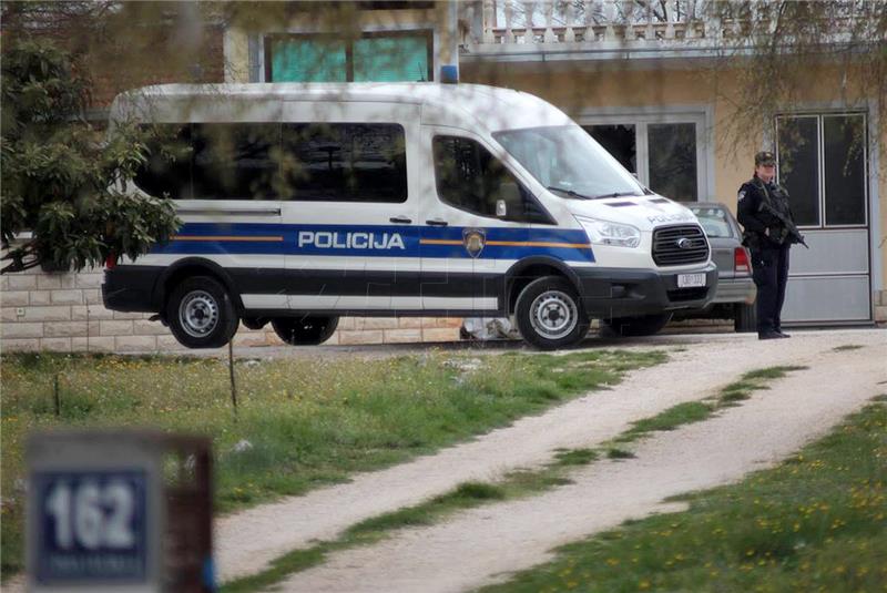 Pripadnik specijalne policije pronađen mrtav u obiteljskoj kući