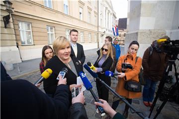 Konferencija za medije udruge U ime obitelji