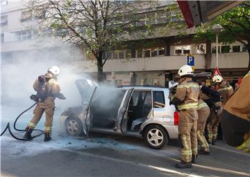 Požar na automobilu u središtu Splita