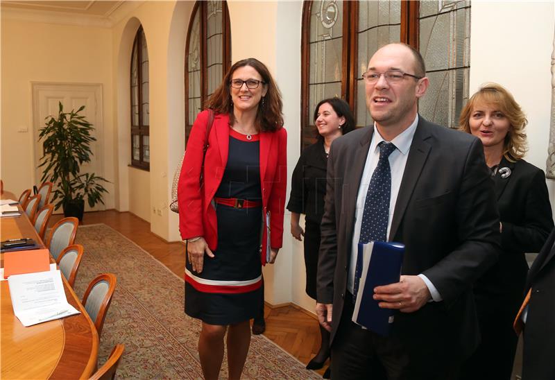 Ministar Stier s povjerenicom EK Ceciliom Malmström