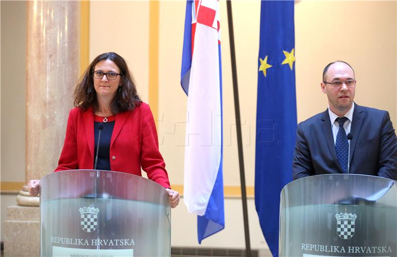 Ministar Stier s povjerenicom EK Ceciliom Malmström