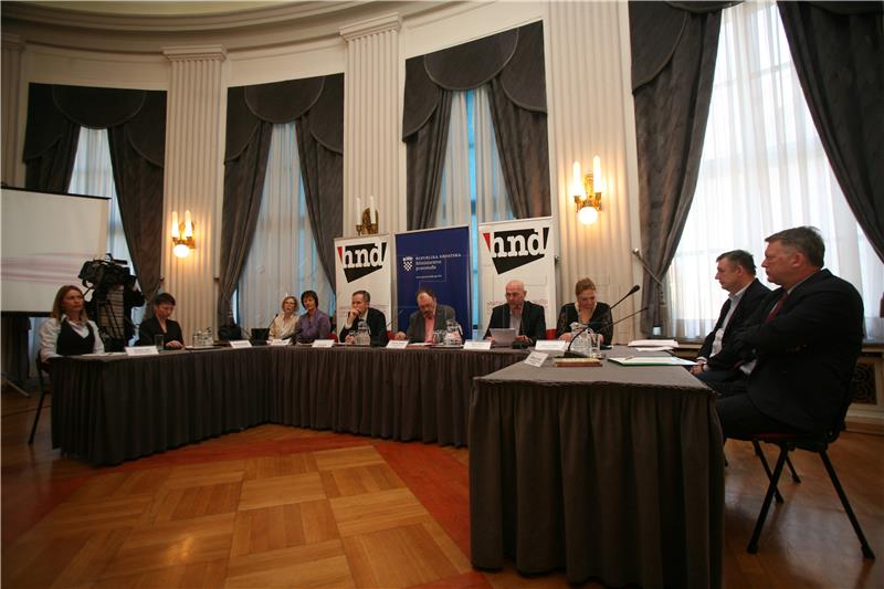 Roundtable on media and judiciary held