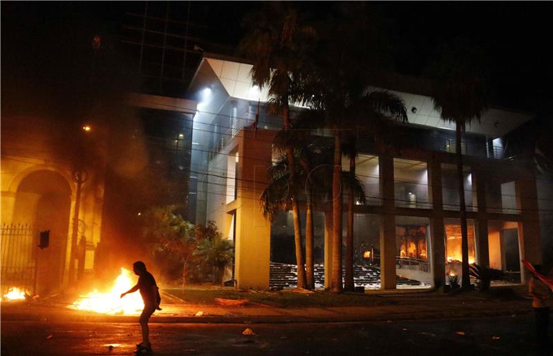 PARAGUAY PROTEST CONGRESS