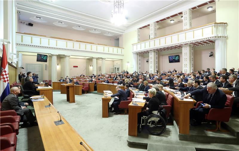 Parliament adopts "Lex Agrokor"